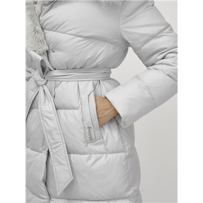 Пальто утепленное с капюшоном и мехом зимнее женское светло-серого цвета 133203SS