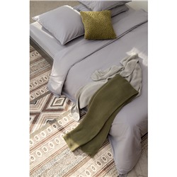 Плед из хлопка жемчужной вязки оливкового цвета из коллекции Essential, 130х180 см