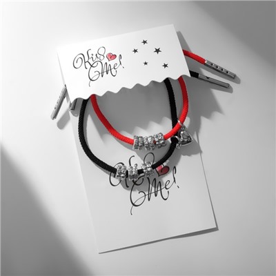 Браслеты парные «Неразлучники» на магните, двойная бусина с сердцем, чёрно-красные, d=8 см