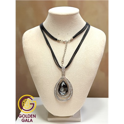 Кулон на кожаном шнурке "Женская грация" Арт КШ2130/09