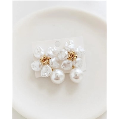 Стильные серьги