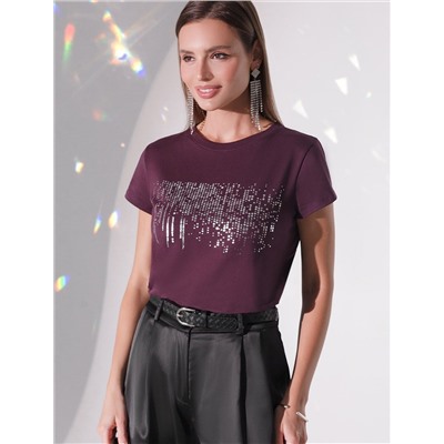 Нарядная футболка с блестящим принтом