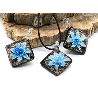 Подвеска Ромб из муранского стекла 35*50мм цв.голубой