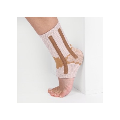 AS-E02 Бандаж компрессионный на голеностопный сустав Ttoman р.S (бежевый)