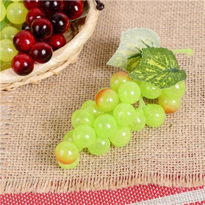 Муляж «Виноград», глянец, h=12 см, 22 ягоды, МИКС