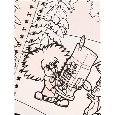 УЦЕНКА Книжка-раскраска «Рисуем водой. Новый год», Маша и Медведь