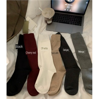 Colored burgundy cotton knee socks, mid-length