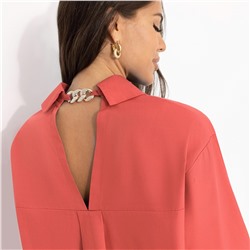 Рубашка с декором на спинке, Создала себя сама