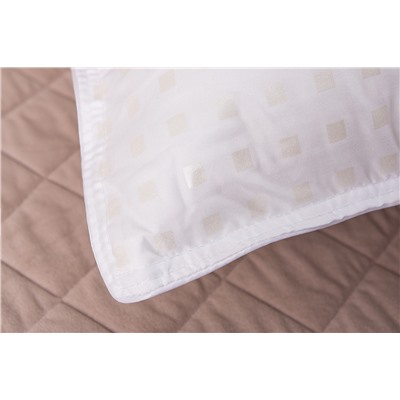 Подушка "Лебяжий пух" тик леб.пух, атл.кант,отстрочка,лента,сумка(Н)