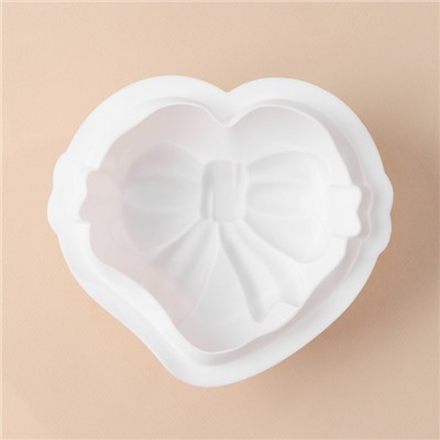 Форма для выпечки и муссовых десертов KONFINETTA «Сердце с бантом», 19×17×6.5 см, силикон, белая