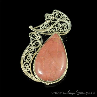 Брошь из родонита " Лиса " 50*90мм.