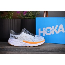 HOKA Clifton 9