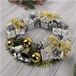 Венок новогодний d=22 см «Зимнее волшебство», с серебристыми бантами и шариками