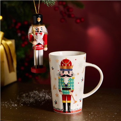 НАБОР ПОДАРОЧНЫЙ LEFARD "ЩЕЛКУНЧИК" (КРУЖКА 385 МЛ В КОМПЛЕКТЕ С ЁЛОЧНОЙ ИГРУШКОЙ)