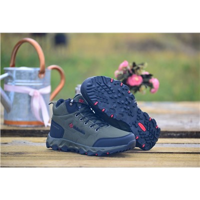 Зимняя Колямбия из комбинированных материалов