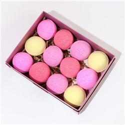 Бомбочки для ванны «С Новым годом», 12×40 г, Чистое счастье