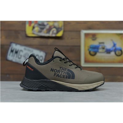Низкие трекинговые The North Face c мехом
