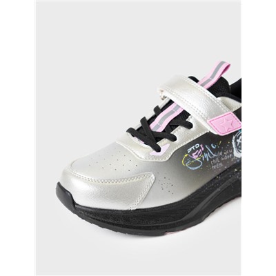 Кроссовки для девочки