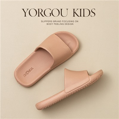 Children's summer slippers for boys indoor, non-slip slide, family style