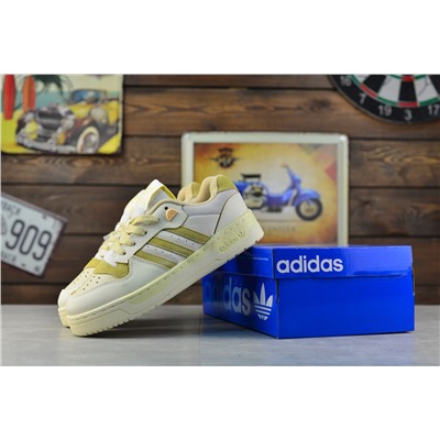 Rivalry 86 low w Adidas из натуральной кожи