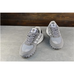 Adidas originals Retropy E5 из натуральной замши и нейлона