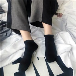 Colored summer trend Japanese sports socks for leisure for men and women