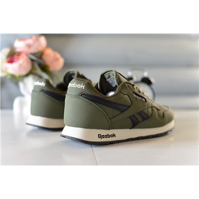 Reebok CLASSIC из натуральной плотной кожи