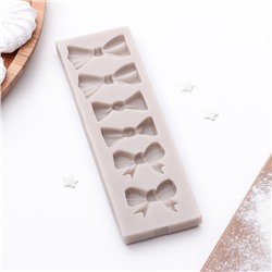 Молд для заливки Доляна «Шесть бантов», силикон, 15×4.5×1.1 см, розовый