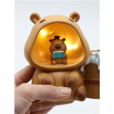 Ночник - подставка для канцелярских принадлежностей "Capybara student" (13.8 см)