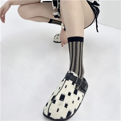Retro Japanese sports knee socks for men and women, 2023 collection, mid-length