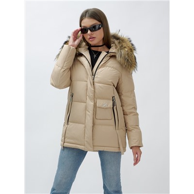 Куртка женская зимняя с мехом енот премиум класса бежевого цвета 3215B