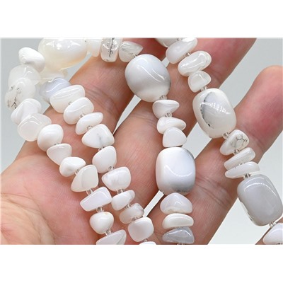 Бусы из Кахолонга галтовка, 52см