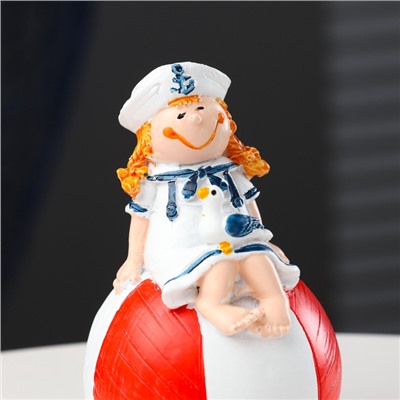 Фигурка «Девочка-морячка на шаре», красный, 12 см