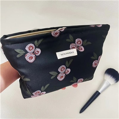 Retro quality capacious cosmetic bag, shopping bag, sophisticated handheld liner, flowered