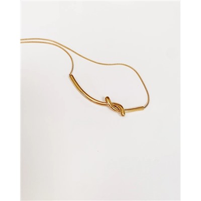 Кулон на цепочке