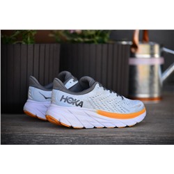 HOKA Clifton 9