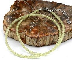 Чокер из улексита с эффектом кошачьего глаза шарик граненый 3мм цвет салатовый, 40см