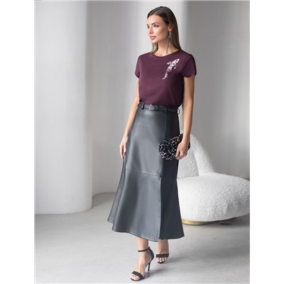 Нарядная футболка с блестящим принтом пайетками