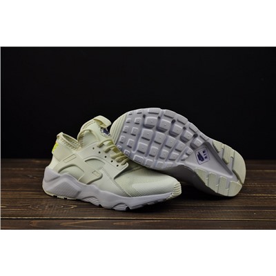 Nike Air Huarache из разных материалов
