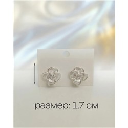 Стильные серьги