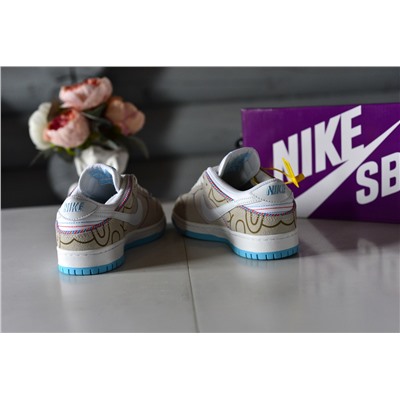 Премиальные Nike Dunk Low SE Barber из прочной замши