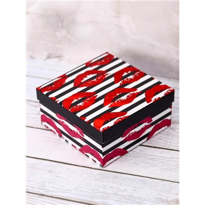 Набор подарочных коробок 3 в 1 «Kiss of passion», 15*15*6.5-17*17*8-19*19*9.5