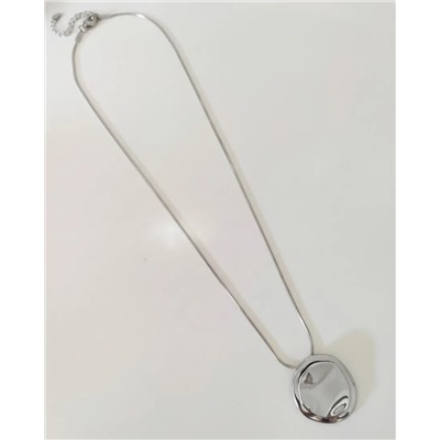 Кулон на цепочке