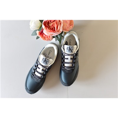 Calvin Klein из натуральной замши и нейлона