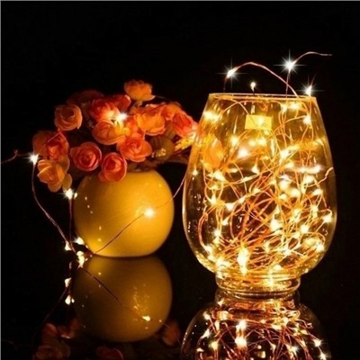 Гирлянд работают на Солнце батарейках🌞🌞🌞🌞 Зарядка днем и ярко ночью