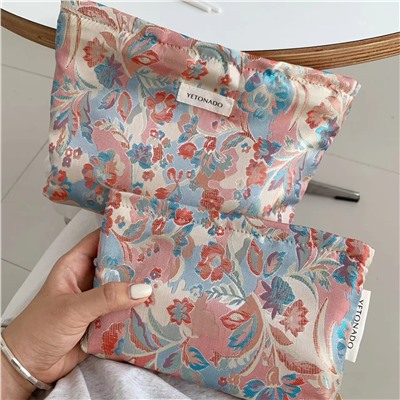 Capacious cosmetic bag, organizer bag, travel bag, small clutch bag, liner, high-quality style, flowered