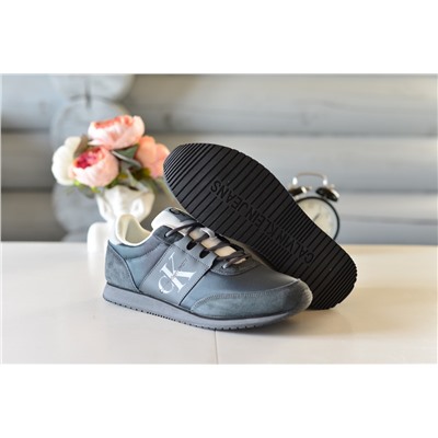 Calvin Klein из натуральной замши и нейлона