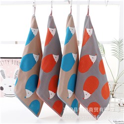 Zhixiang towel three -layer gauze biosaurus small hedgehog hooded children's towel children's towels, kitchen scarf wipe the factory price wholesale