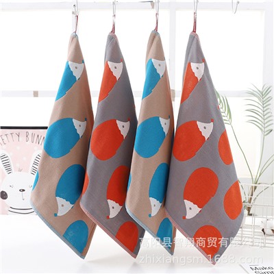 Zhixiang towel three -layer gauze biosaurus small hedgehog hooded children's towel children's towels, kitchen scarf wipe the factory price wholesale
