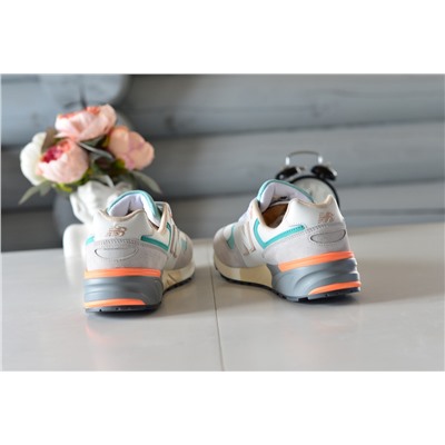 New Balance 999 из натуральной замши